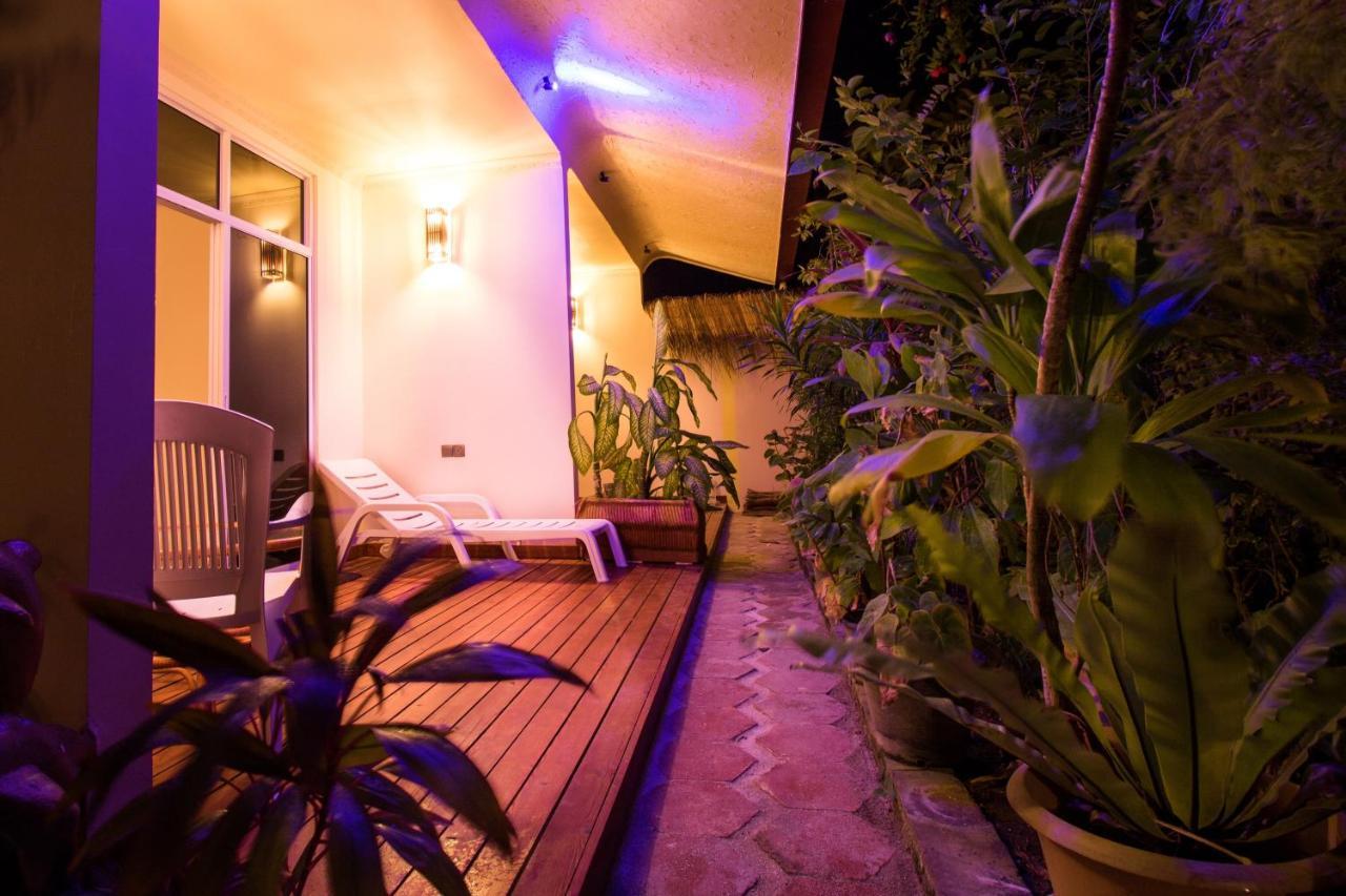 Banyan Villa Maldives Dhangethi Exterior photo